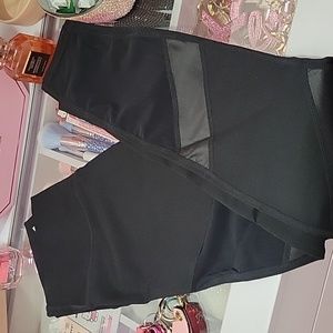 Fabletics Ultra High Waisted Leggings